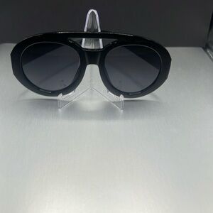Black oversized fashion Shades